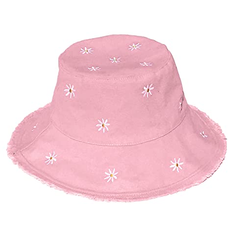 Bucket Hat with Daisy Motifs