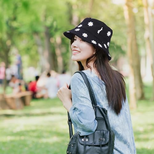 Reversible Cotton Bucket Hat, Daisies Print, Black/Green