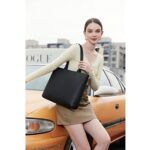 PU Leather Tote Handbag with Zip (Black)