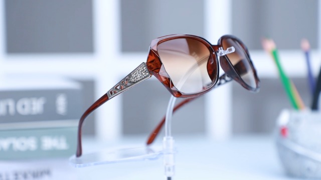 Vintage UV400 Oversized Sunglasses